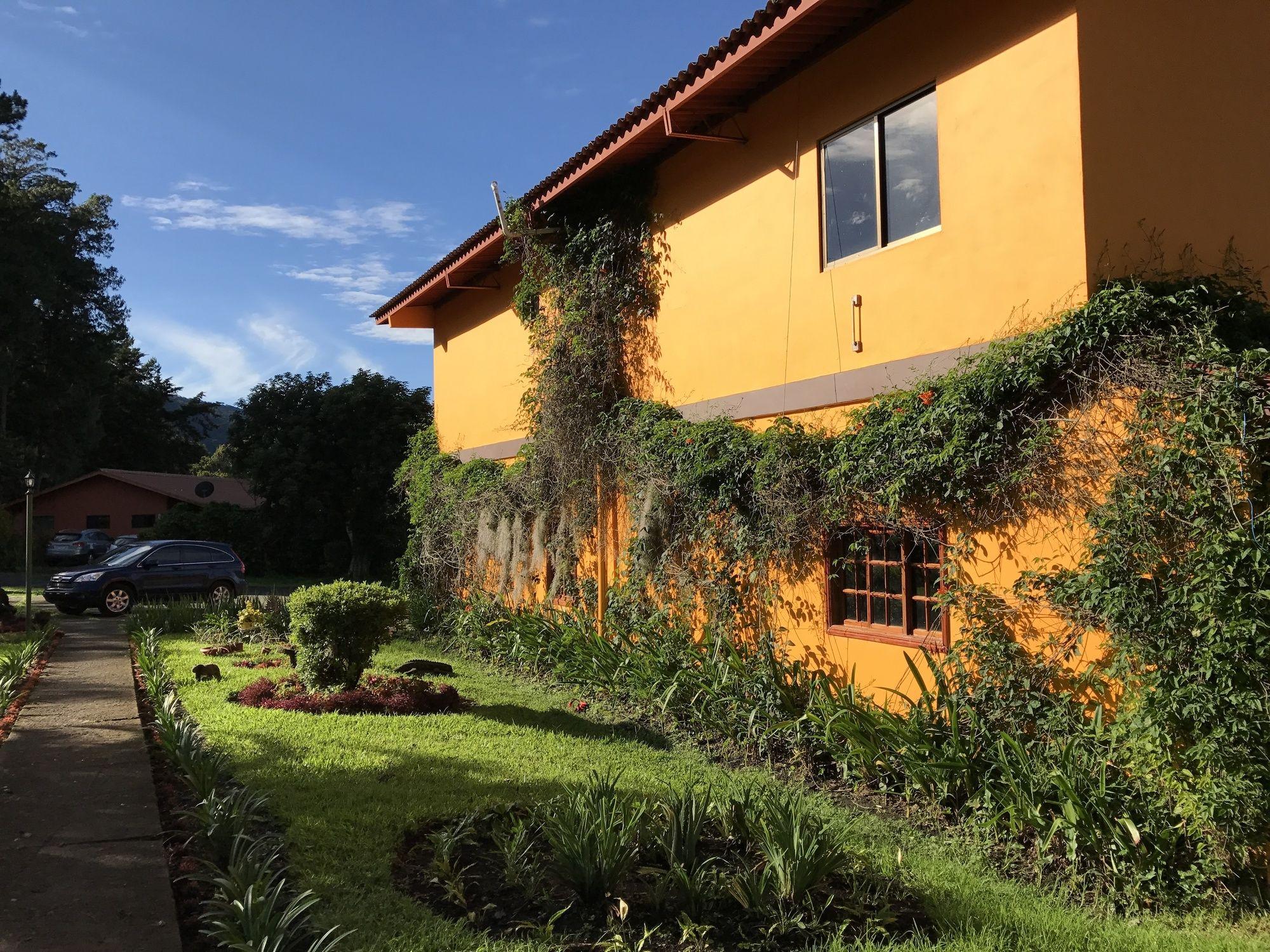 Santuario Lodge Agro-Hotel 下博克特 外观 照片