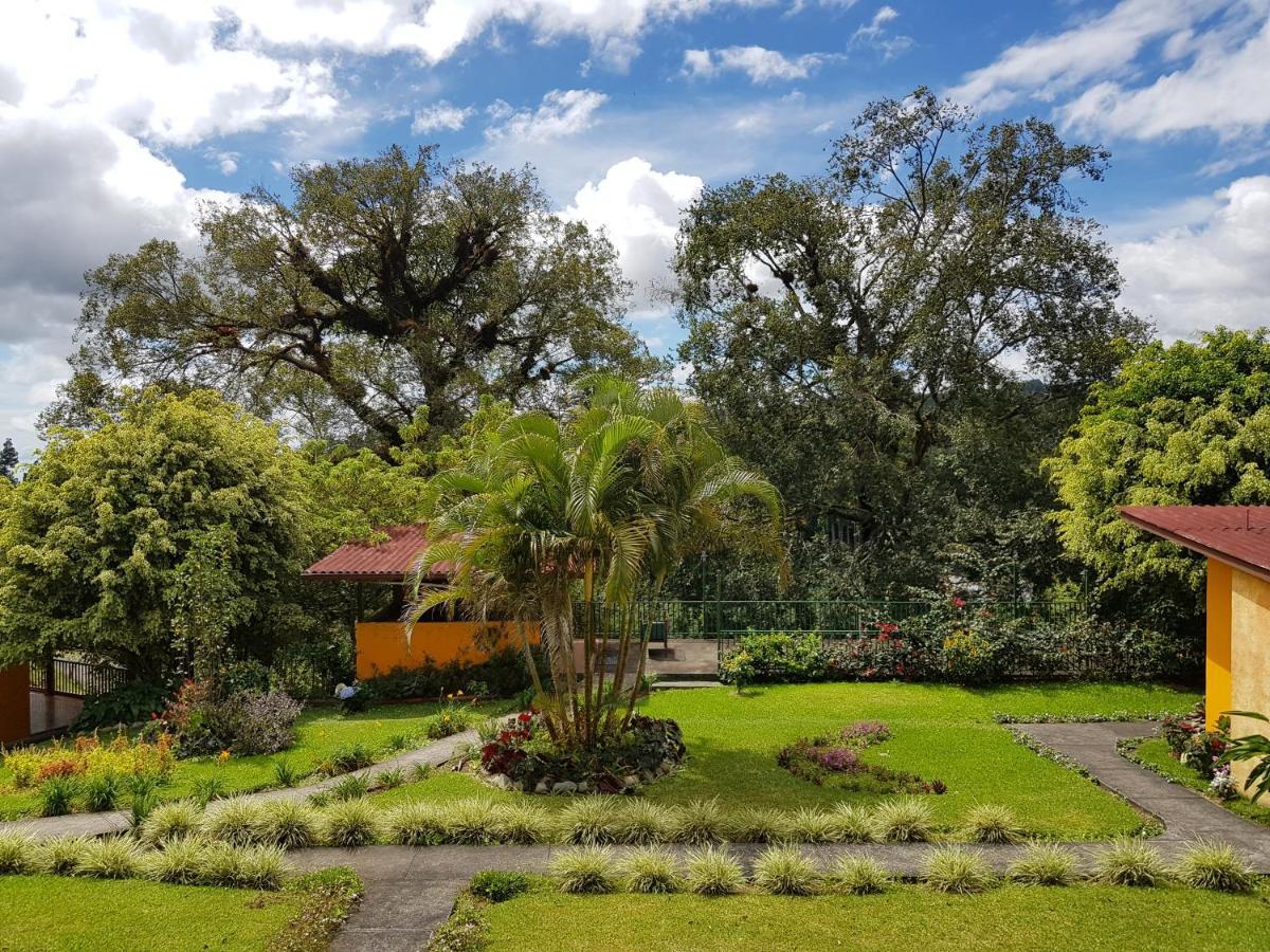 Santuario Lodge Agro-Hotel 下博克特 外观 照片